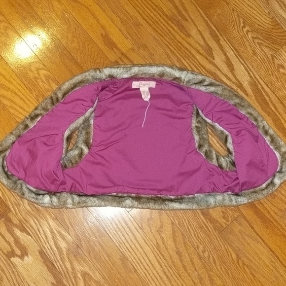 NWOT - Candie's Faux Fur Crop Vest Size Large - Picture 3 of 6